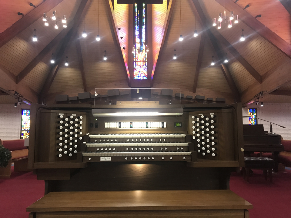 Allen Organ Bravura L-343, Lakeview United Methodist Church, Sun City, Arizona